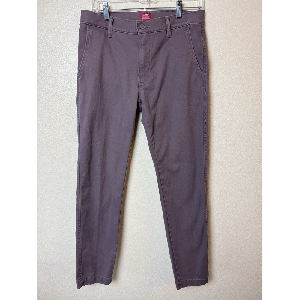 Levi's Men's Chinos in Mauve Brown